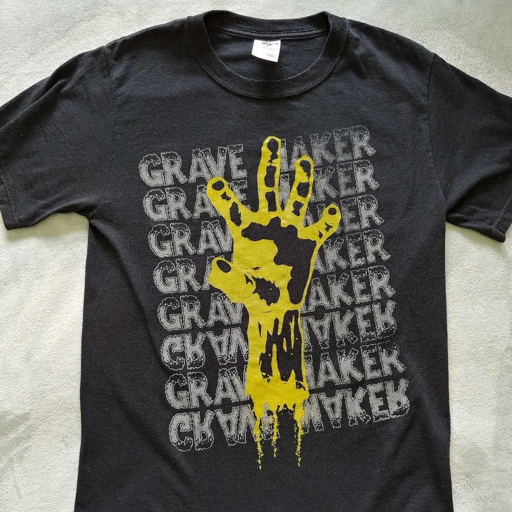 GRAVE MAKER T-shirt, Canada hardcore band merch shirt size S